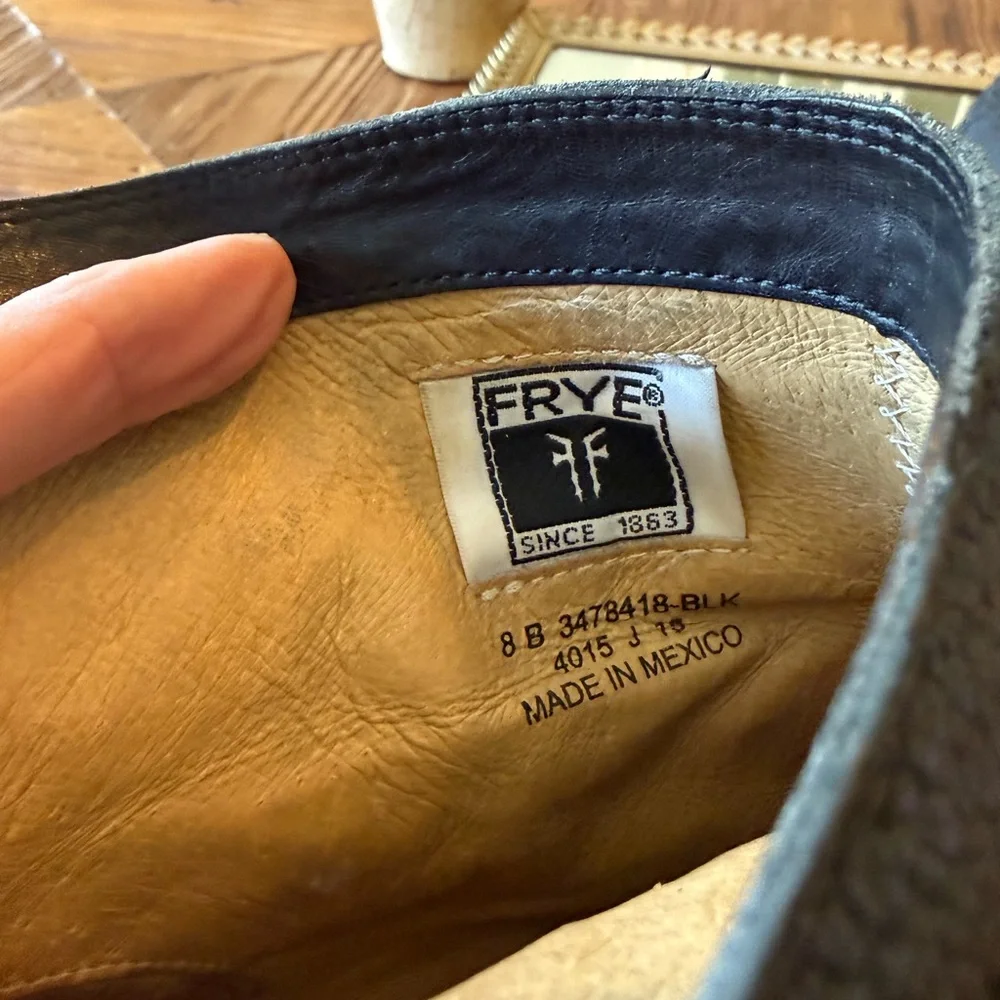 Frye Black Textured Leather Boot with Branded Interior/Size 8